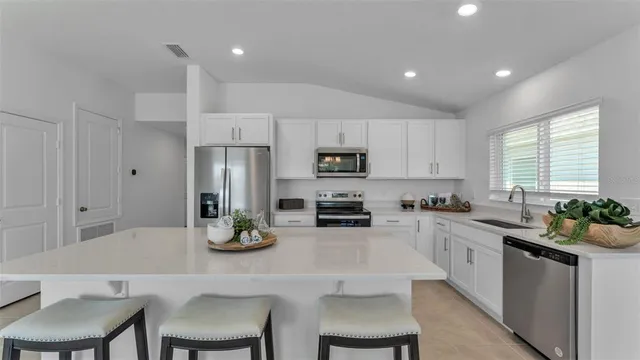 $2,000 | 204 Rivermill Way, Lake Wales, FL 33859