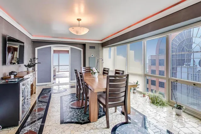 $1,388,000 | 100 East Huron Street, Unit 3505, Chicago, IL 60611