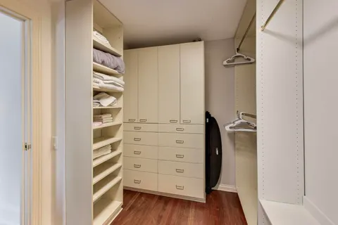 $1,388,000 | 100 East Huron Street, Unit 3505, Chicago, IL 60611