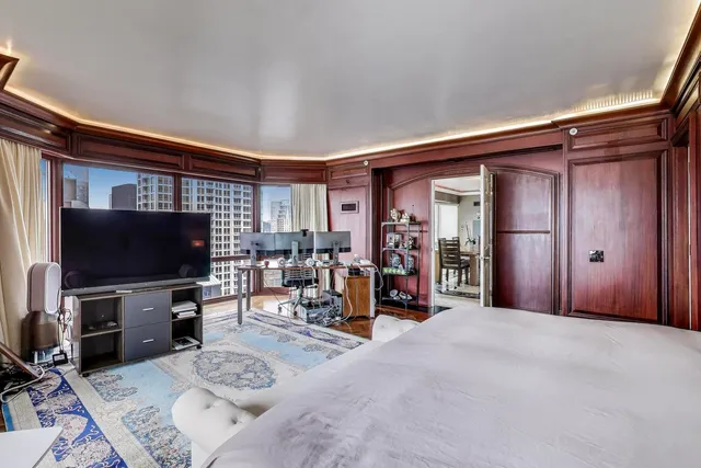 $1,388,000 | 100 East Huron Street, Unit 3505, Chicago, IL 60611