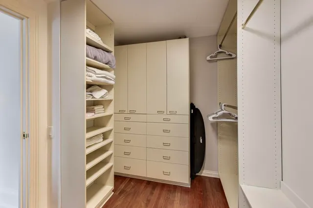 $1,388,000 | 100 East Huron Street, Unit 3505, Chicago, IL 60611