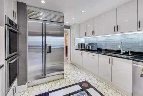 $1,388,000 | 100 East Huron Street, Unit 3505, Chicago, IL 60611