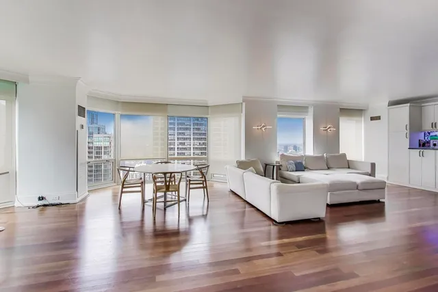 $1,388,000 | 100 East Huron Street, Unit 3505, Chicago, IL 60611