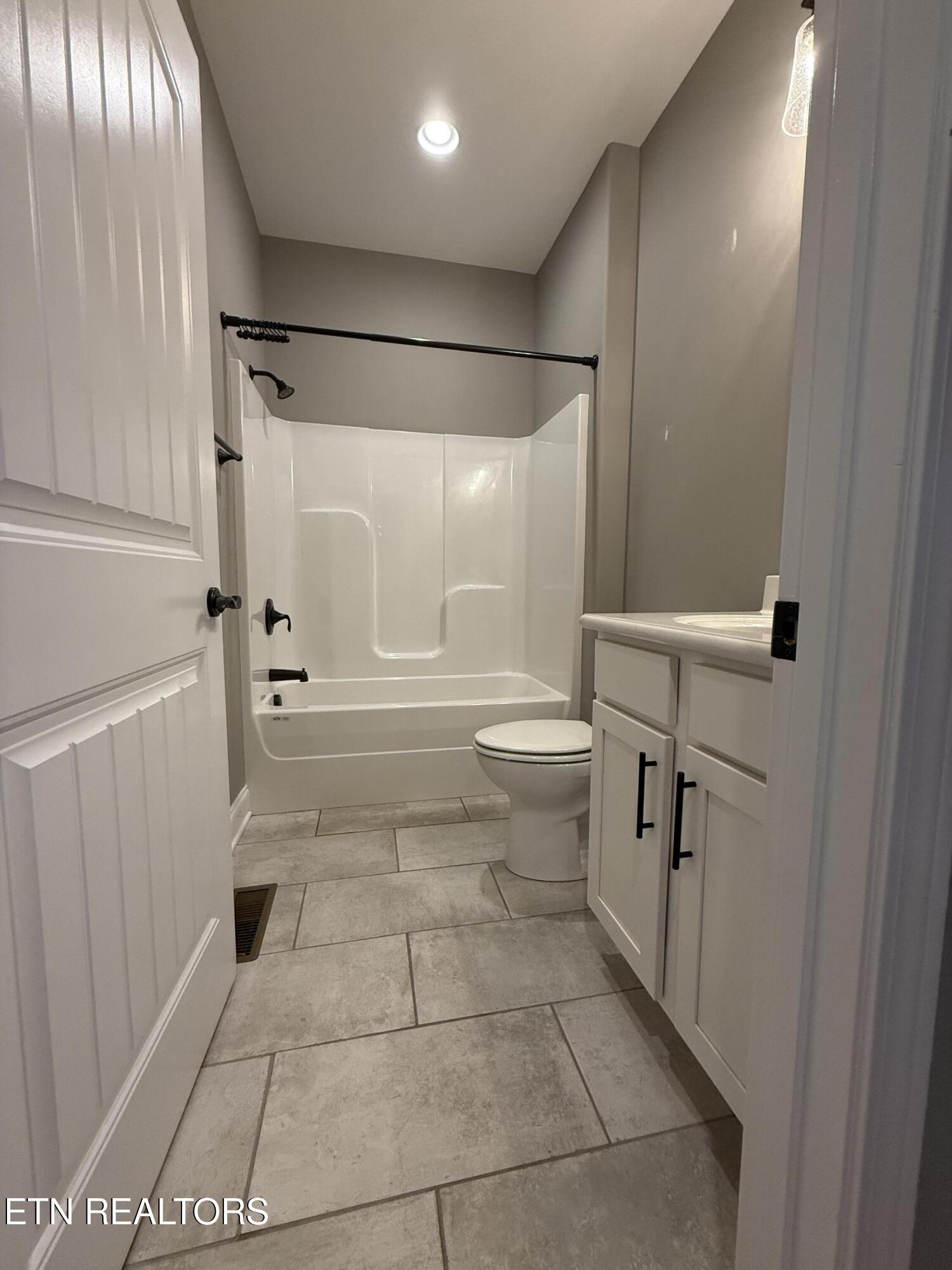 283 Hillendale Lane Jonesborough, TN 37659 - Photo 38 of 54 IMG_8459