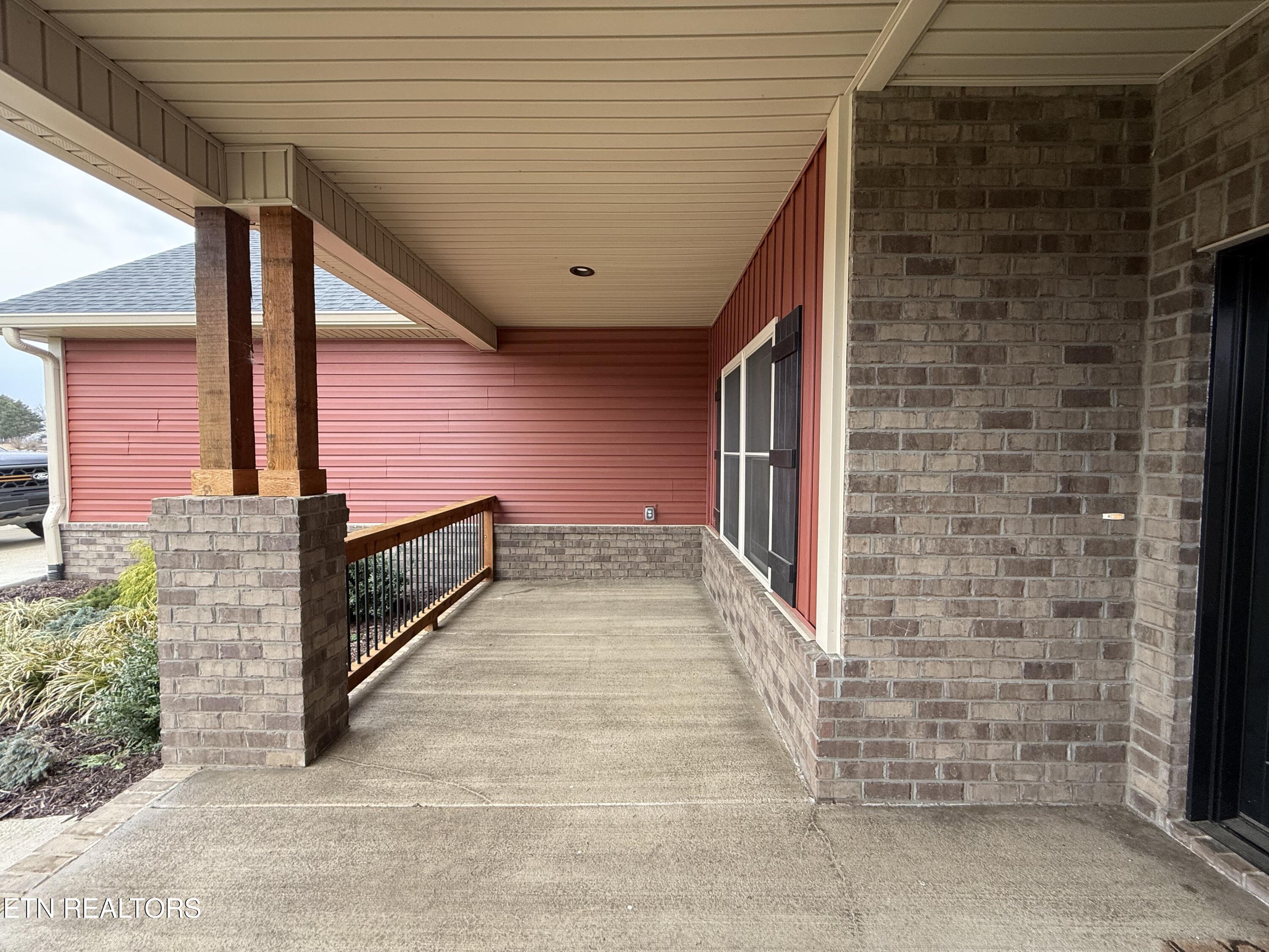 283 Hillendale Lane Jonesborough, TN 37659 - Photo 6 of 54 IMG_8442