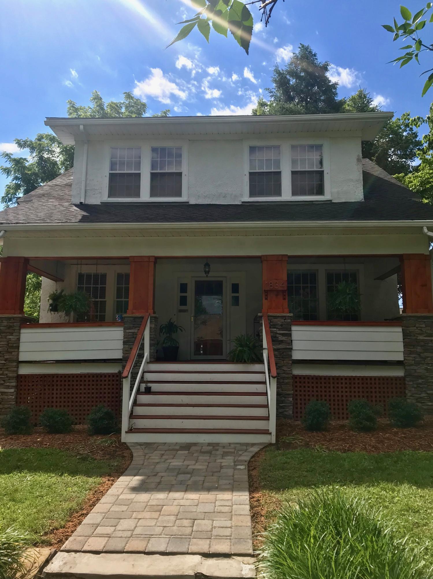 1834 Arden Road Southwest Roanoke, VA 24015 - Photo 1 of 6 front