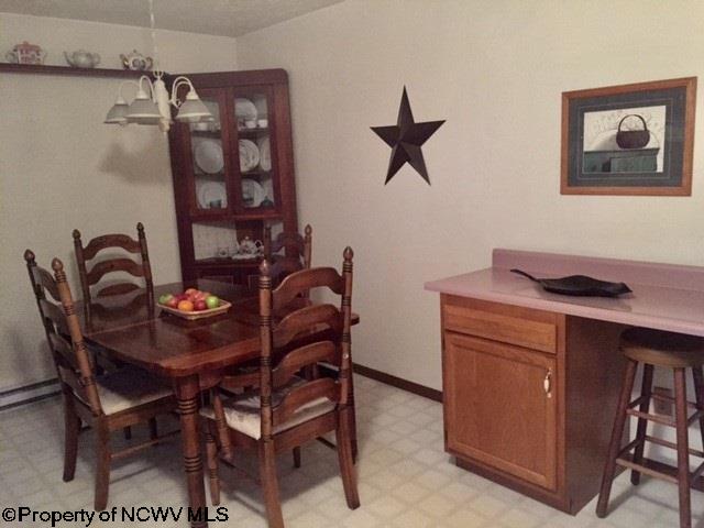 663 Montana Road Fairmont, WV 26554 - Photo 3 of 20 Gallery Image 3