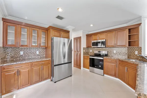 $530,000 | 5218 Rising Comet Lane, Greenacres, FL 33463