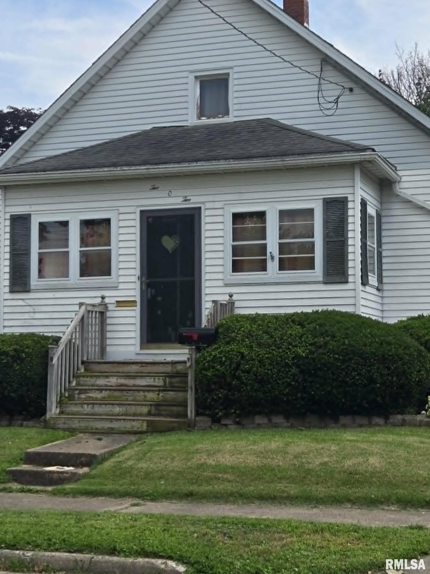 202 West Myrtle Street Canton, IL 61520 - Photo 1 of 38