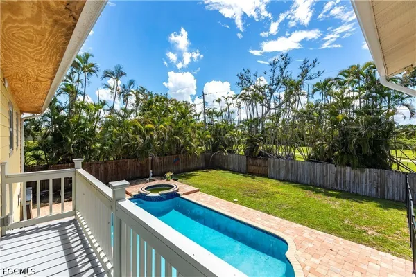 $6,000 | 15410 Allen Way, Fort Myers, FL 33908