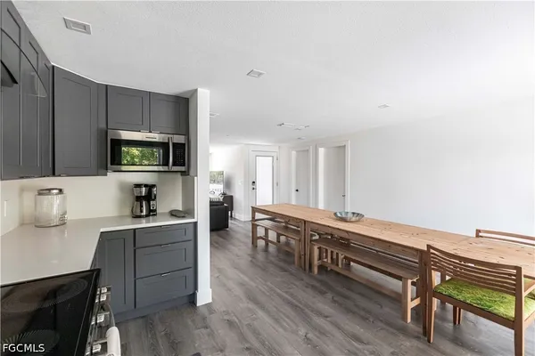 $6,000 | 15410 Allen Way, Fort Myers, FL 33908