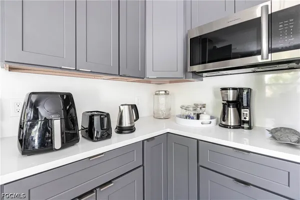 $6,000 | 15410 Allen Way, Fort Myers, FL 33908