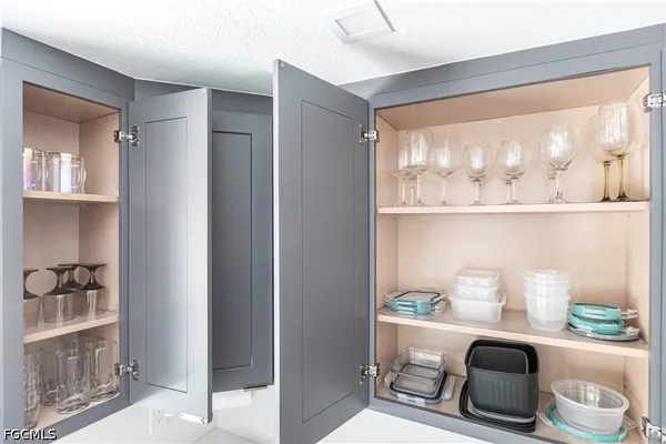 $6,000 | 15410 Allen Way, Fort Myers, FL 33908