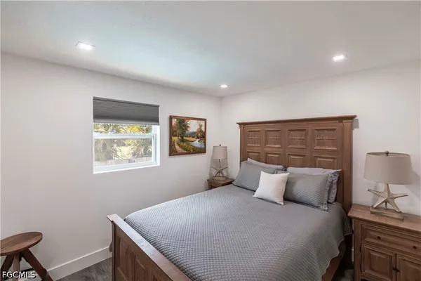 $6,000 | 15410 Allen Way, Fort Myers, FL 33908