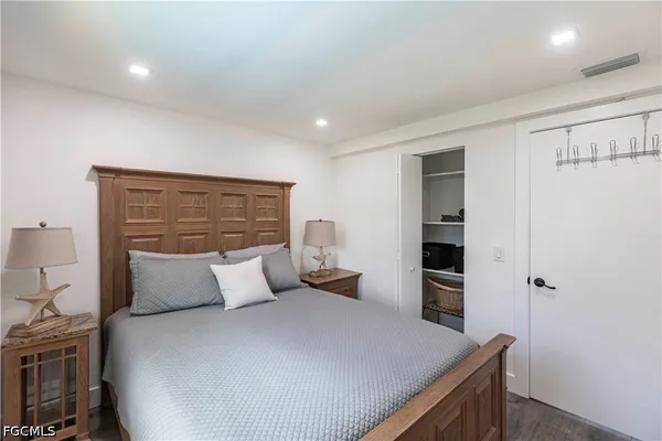 $6,000 | 15410 Allen Way, Fort Myers, FL 33908