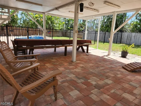 $6,000 | 15410 Allen Way, Fort Myers, FL 33908