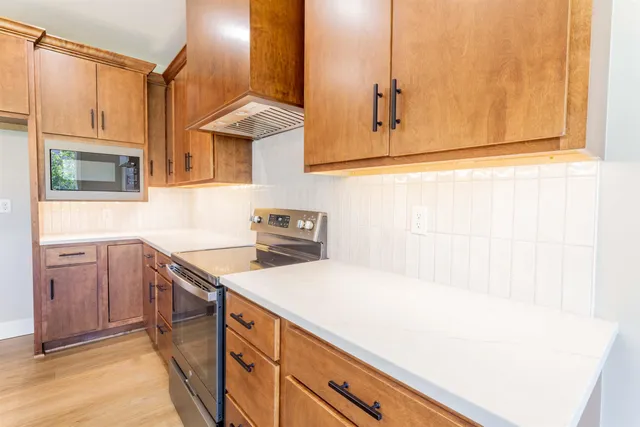 $370,000 | 3033 North Shefford Ks 67205, Wichita, KS 67205