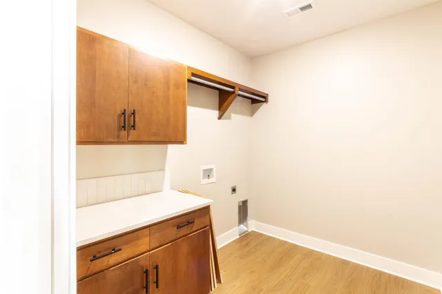 $370,000 | 3033 North Shefford Ks 67205, Wichita, KS 67205