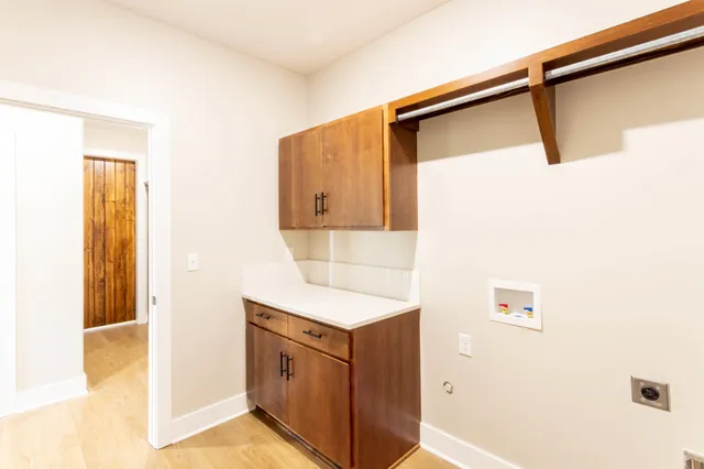 $370,000 | 3033 North Shefford Ks 67205, Wichita, KS 67205