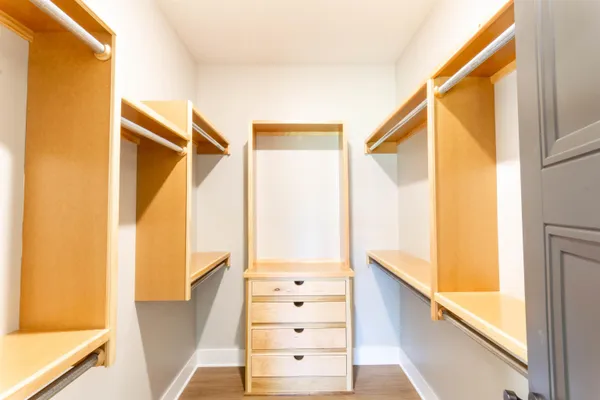 $370,000 | 3033 North Shefford Ks 67205, Wichita, KS 67205