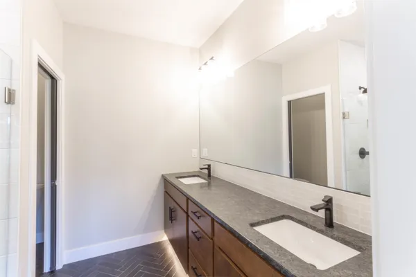 $370,000 | 3033 North Shefford Ks 67205, Wichita, KS 67205