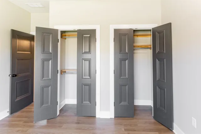 $370,000 | 3033 North Shefford Ks 67205, Wichita, KS 67205