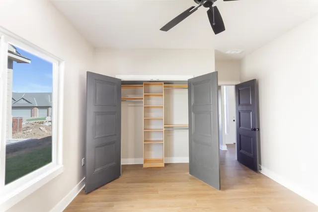 $370,000 | 3033 North Shefford Ks 67205, Wichita, KS 67205