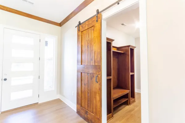 $370,000 | 3033 North Shefford Ks 67205, Wichita, KS 67205