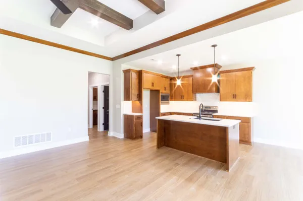 $370,000 | 3033 North Shefford Ks 67205, Wichita, KS 67205