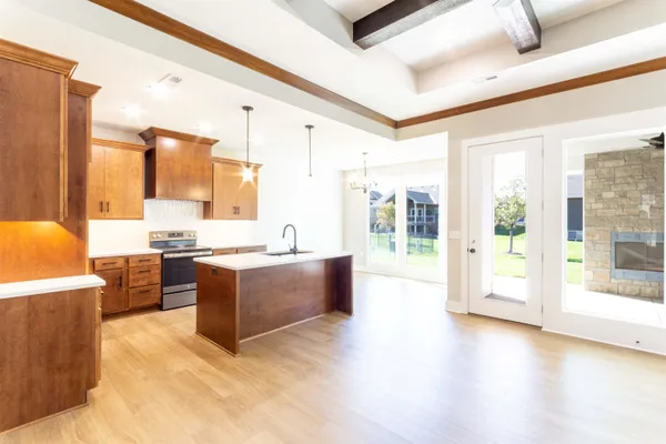 $370,000 | 3033 North Shefford Ks 67205, Wichita, KS 67205