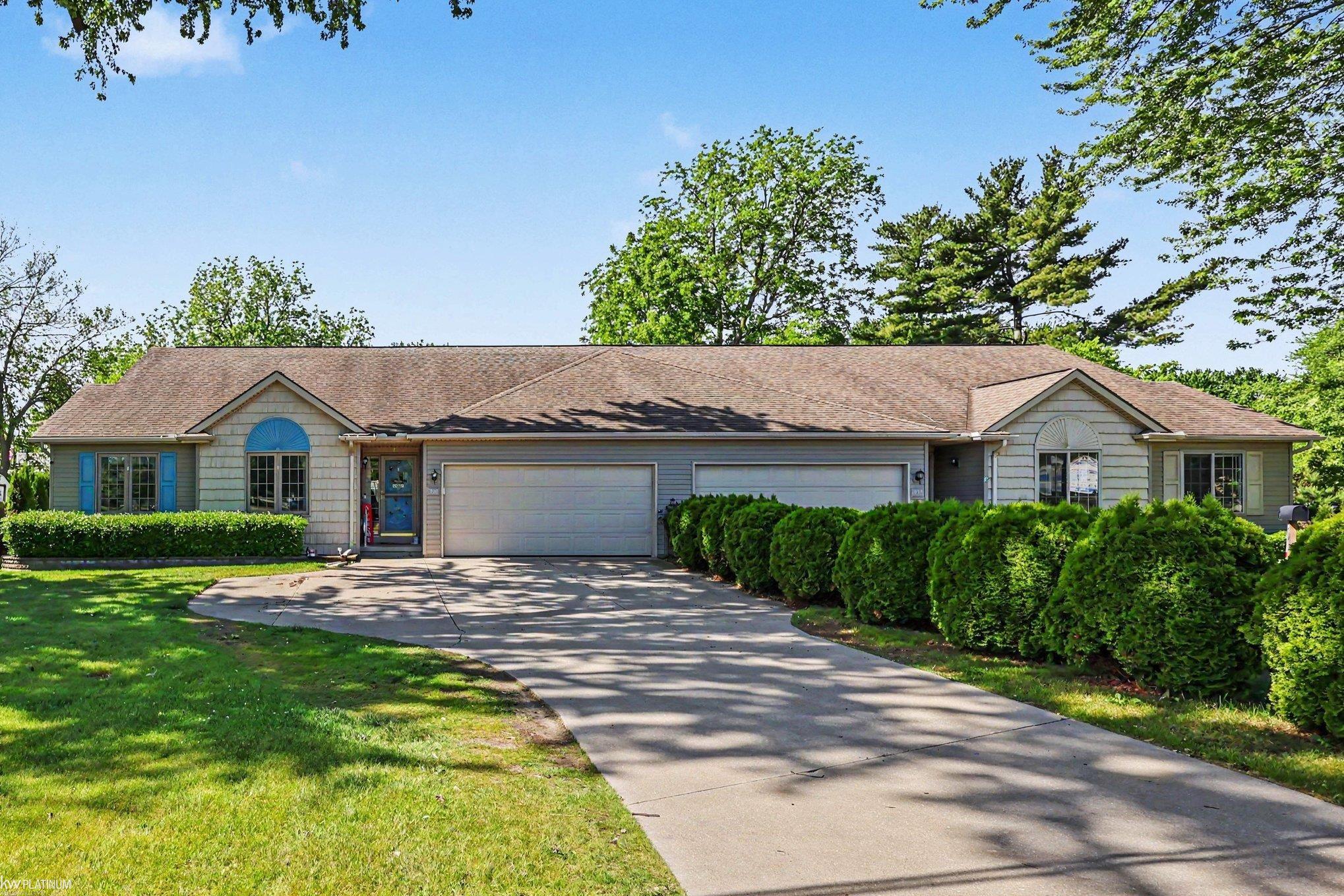 393 Pointe Tremble Road Algonac, MI 48001 - Photo 2 of 37