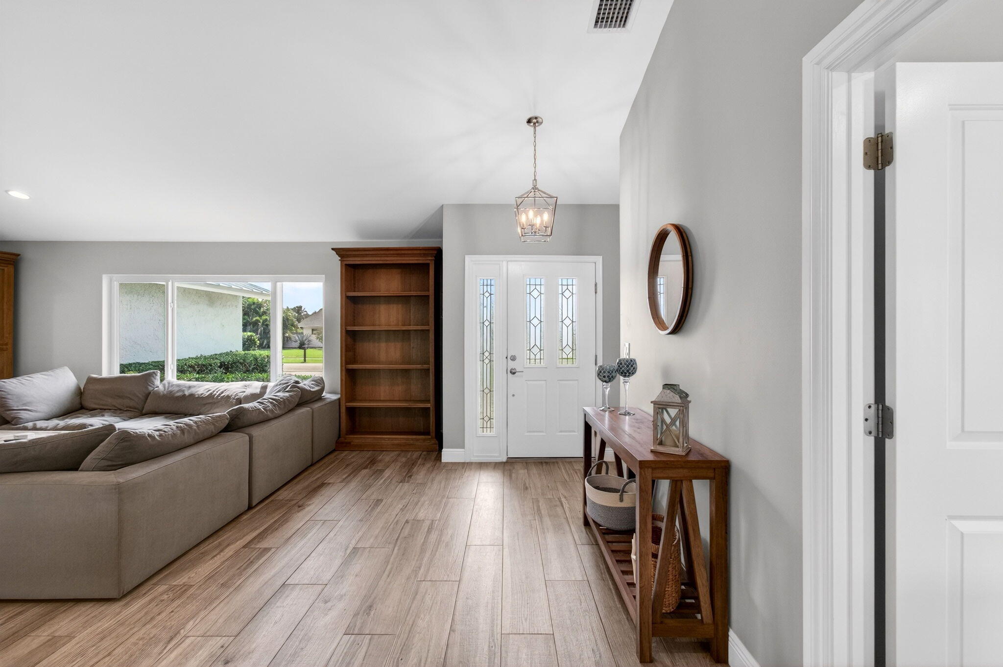 17773 Maplewood Drive Boca Raton, FL 33487 - Photo 8 of 50 Front Entryway