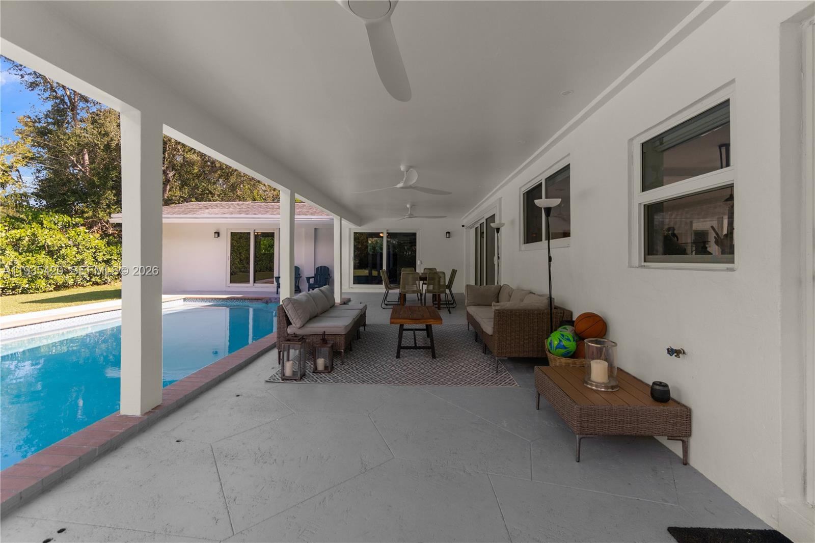 7465 Southwest 135th Street Pinecrest, FL 33156 - Photo 35 of 49