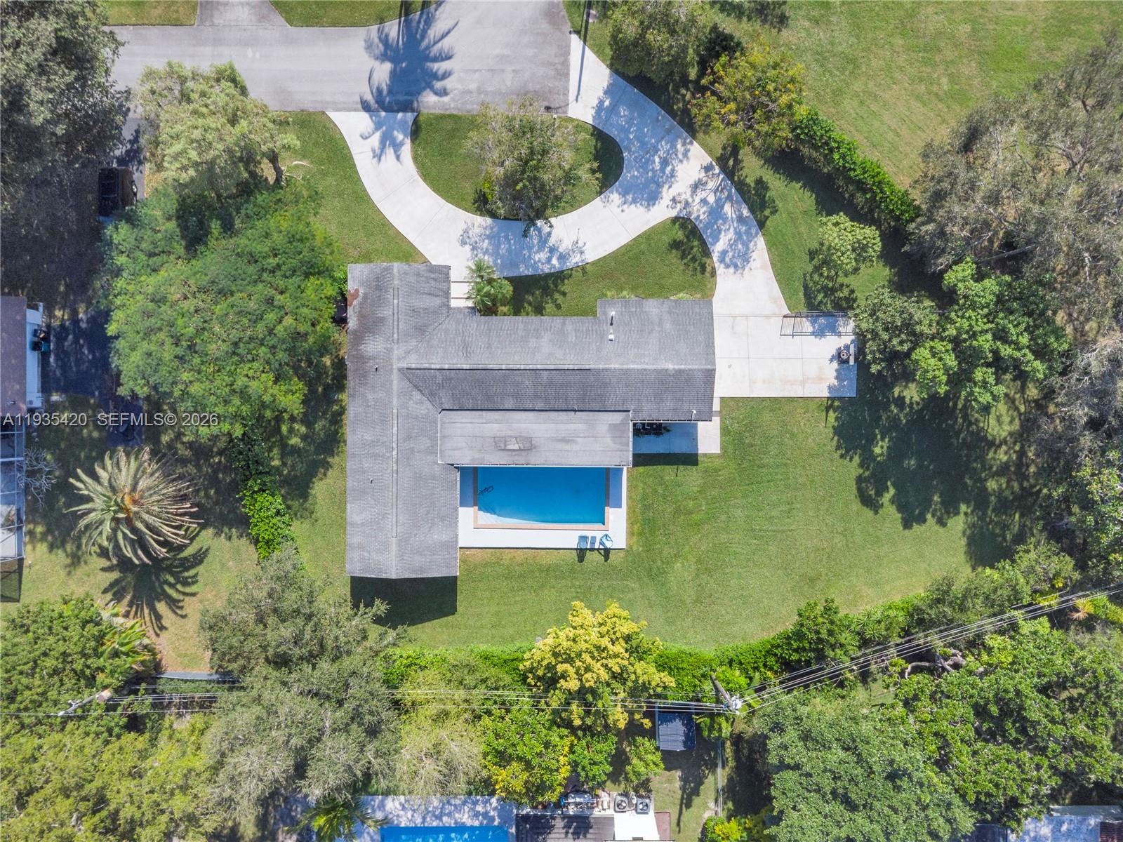 7465 Southwest 135th Street Pinecrest, FL 33156 - Photo 43 of 49