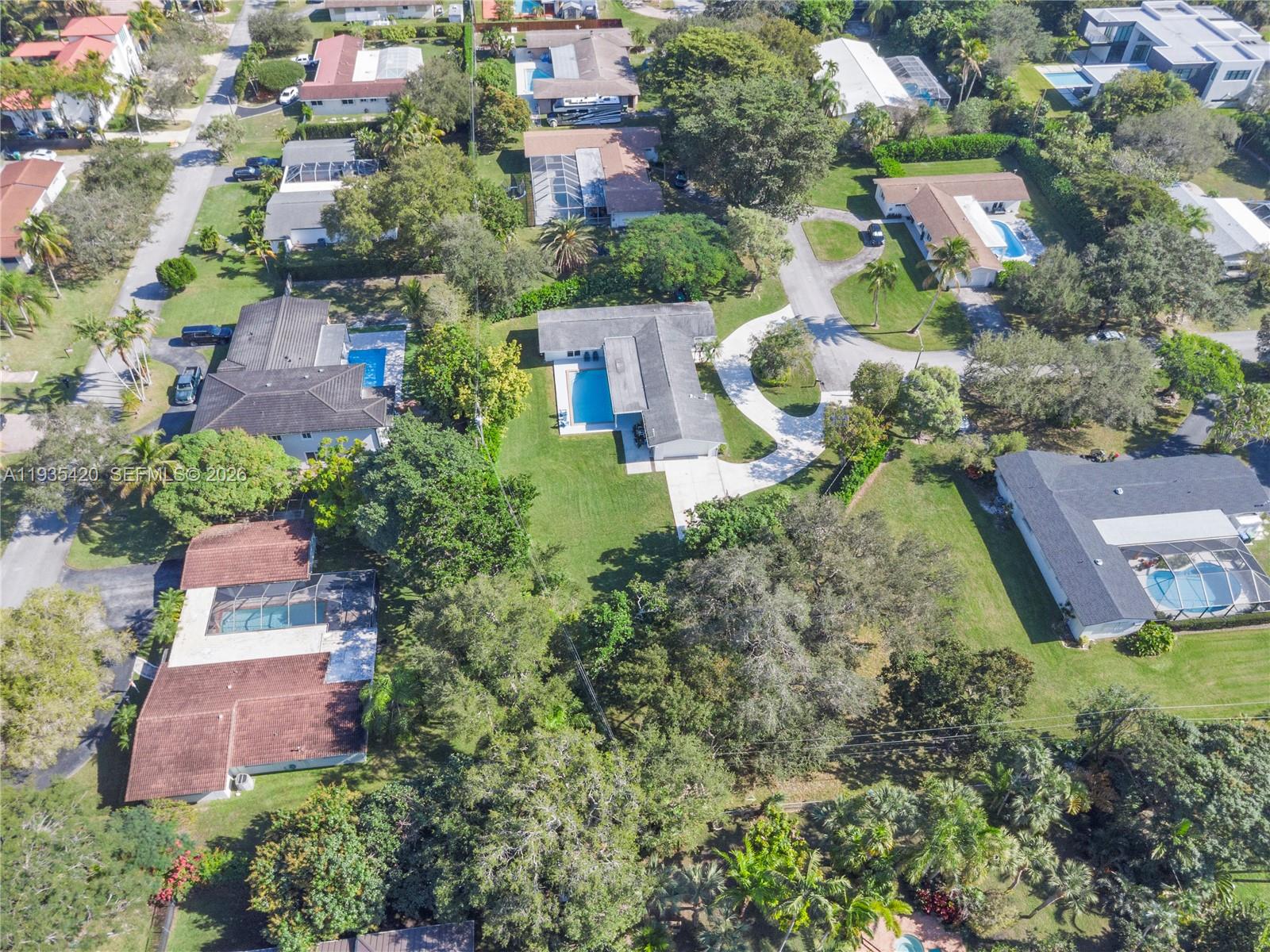 7465 Southwest 135th Street Pinecrest, FL 33156 - Photo 44 of 49