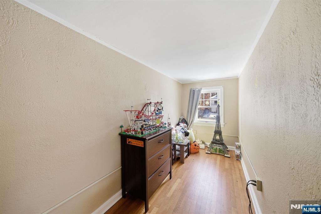 66 Legion Place Closter, NJ 07624 - Photo 31 of 49