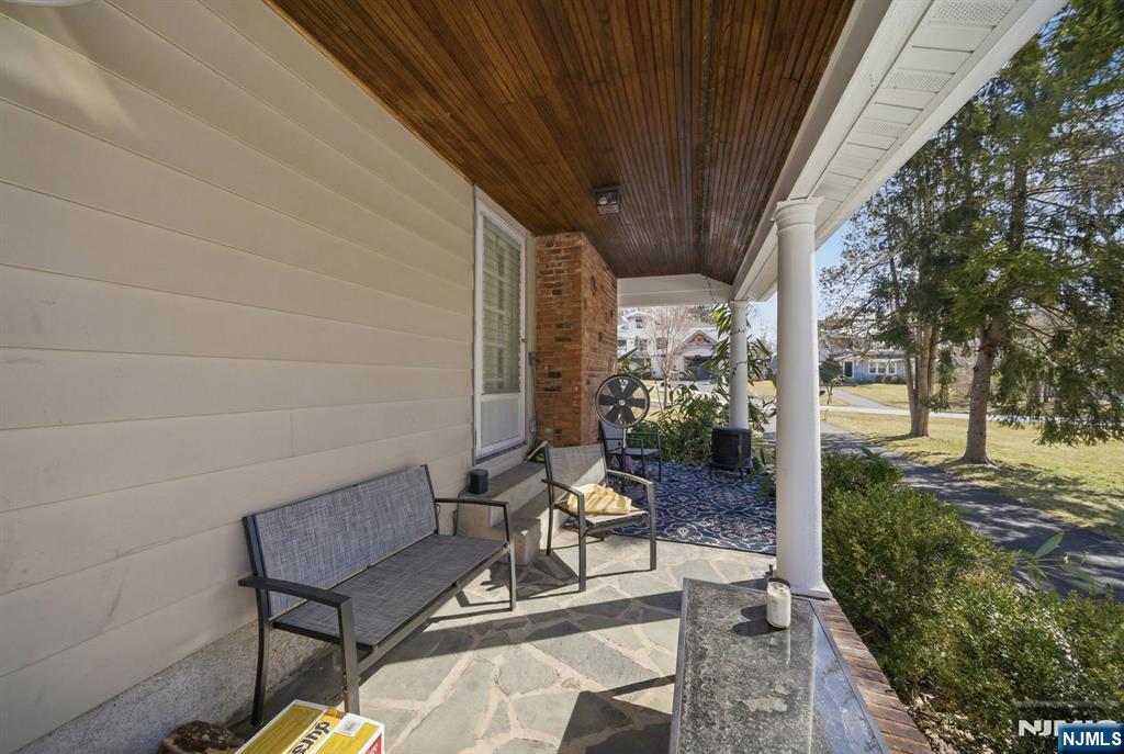 66 Legion Place Closter, NJ 07624 - Photo 4 of 49