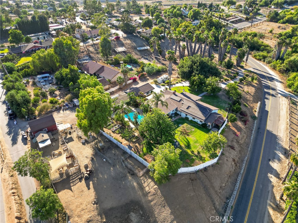 15091 Golden Star Avenue Riverside, CA 92506 - Photo 53 of 55