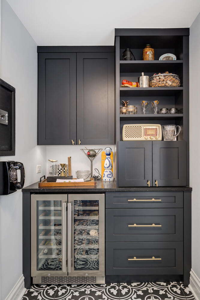 21 East Elm Street, Unit 3D Chicago, IL 60611 - Photo 18 of 27 a kitchen with a cabinets and window