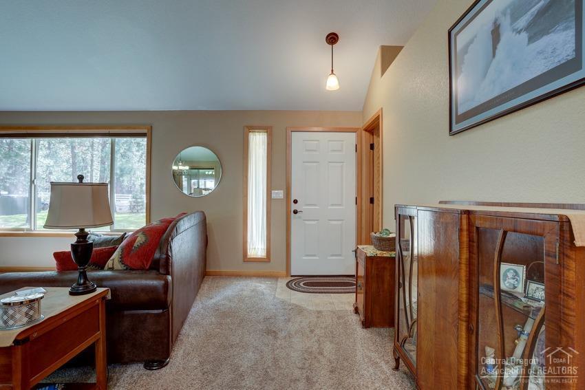 19096 Obsidian Road Bend, OR 97702 - Photo 2 of 25 Additional Photo