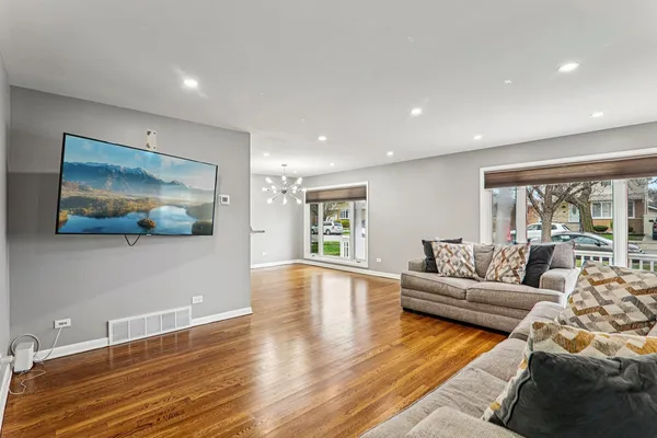 $375,000 | 8537 South Karlov Avenue, Chicago, IL 60652