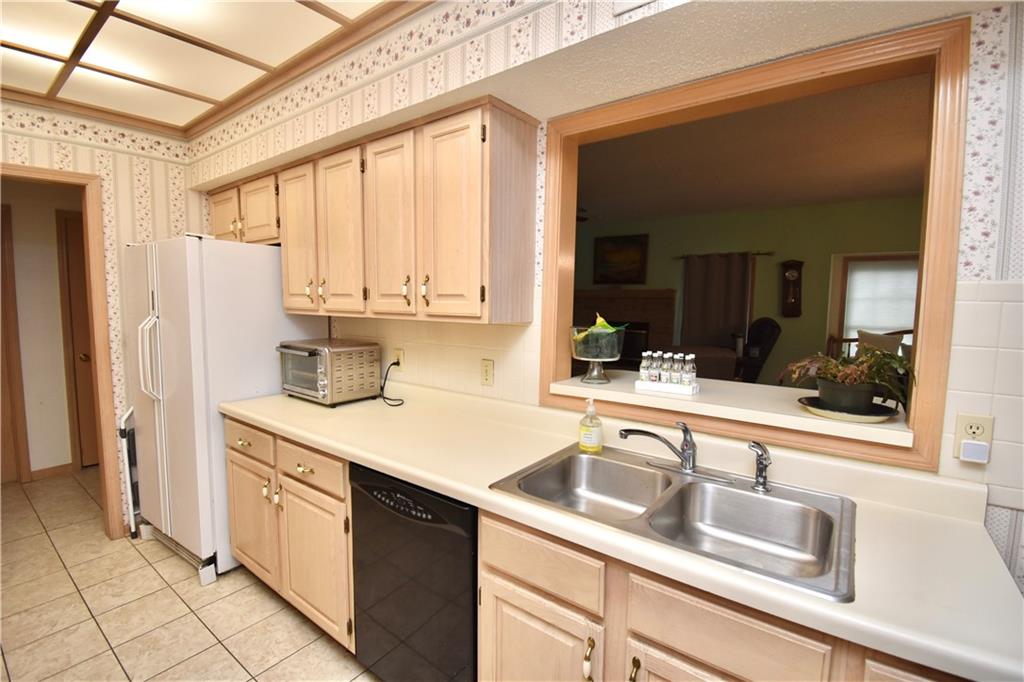 17800 Bolger Road, Unit 101 Independence, MO 64055 - Photo 13 of 38