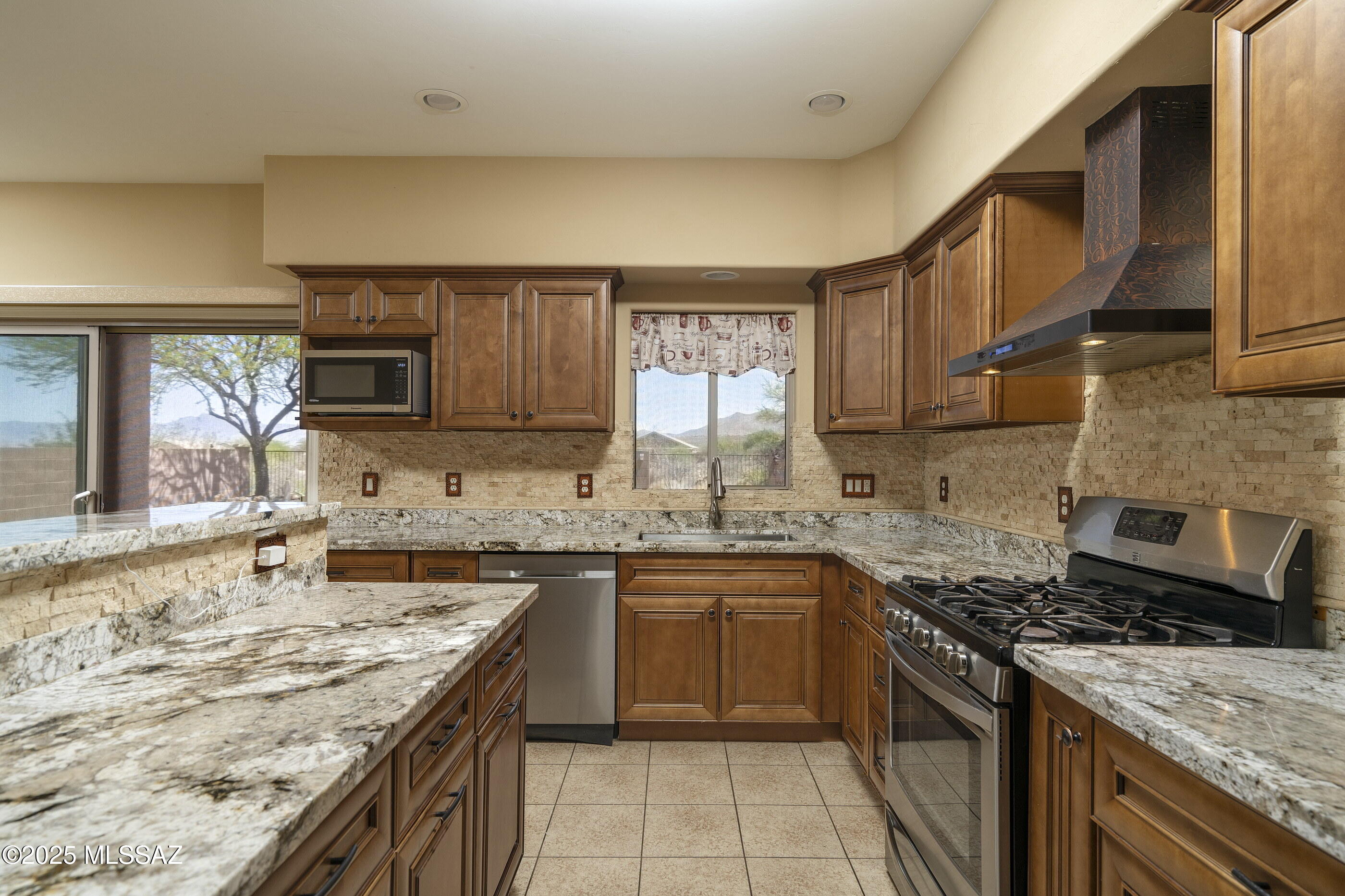 17533 South Indigo Crest Pass Vail, AZ 85641 - Photo 11 of 30