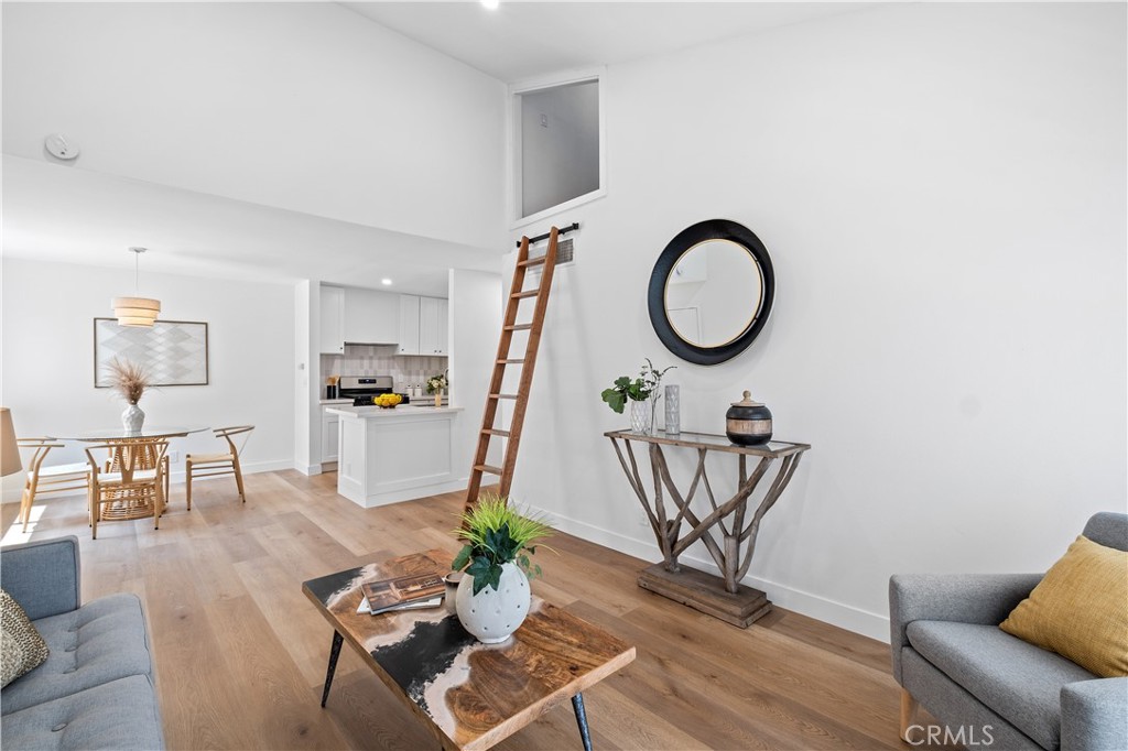 1425 West 12th St Unit 262  