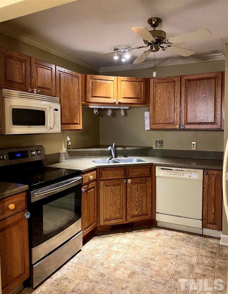 1420 Mahonia Court Raleigh, NC 27615 - Photo 5 of 9