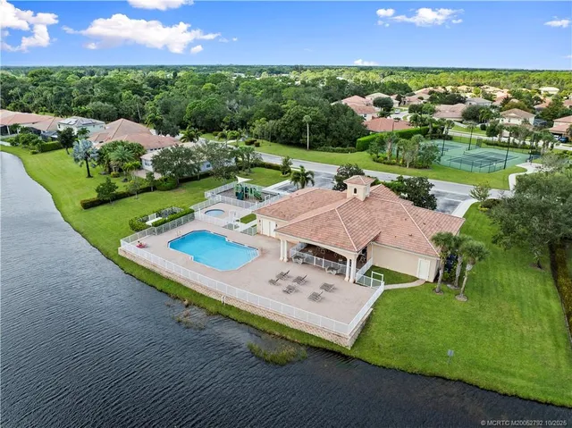 $725,000 | 1455 Southeast Conference Circle, Stuart, FL 34997
