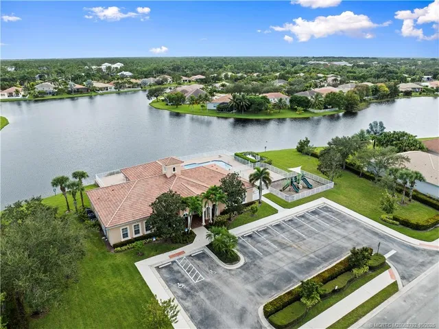 $725,000 | 1455 Southeast Conference Circle, Stuart, FL 34997
