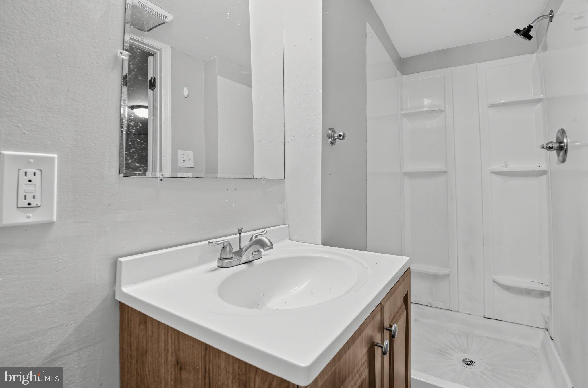 8541 Chestnut Oak Road Baltimore, MD 21234 - Photo 25 of 36 Gallery Image 25