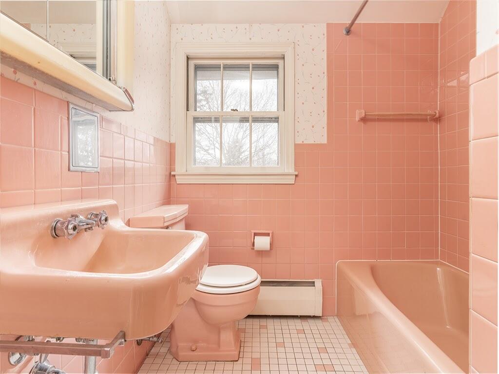 161 Wayside Road Portland, ME 04102 - Photo 16 of 24 161 Wayside Full Bath