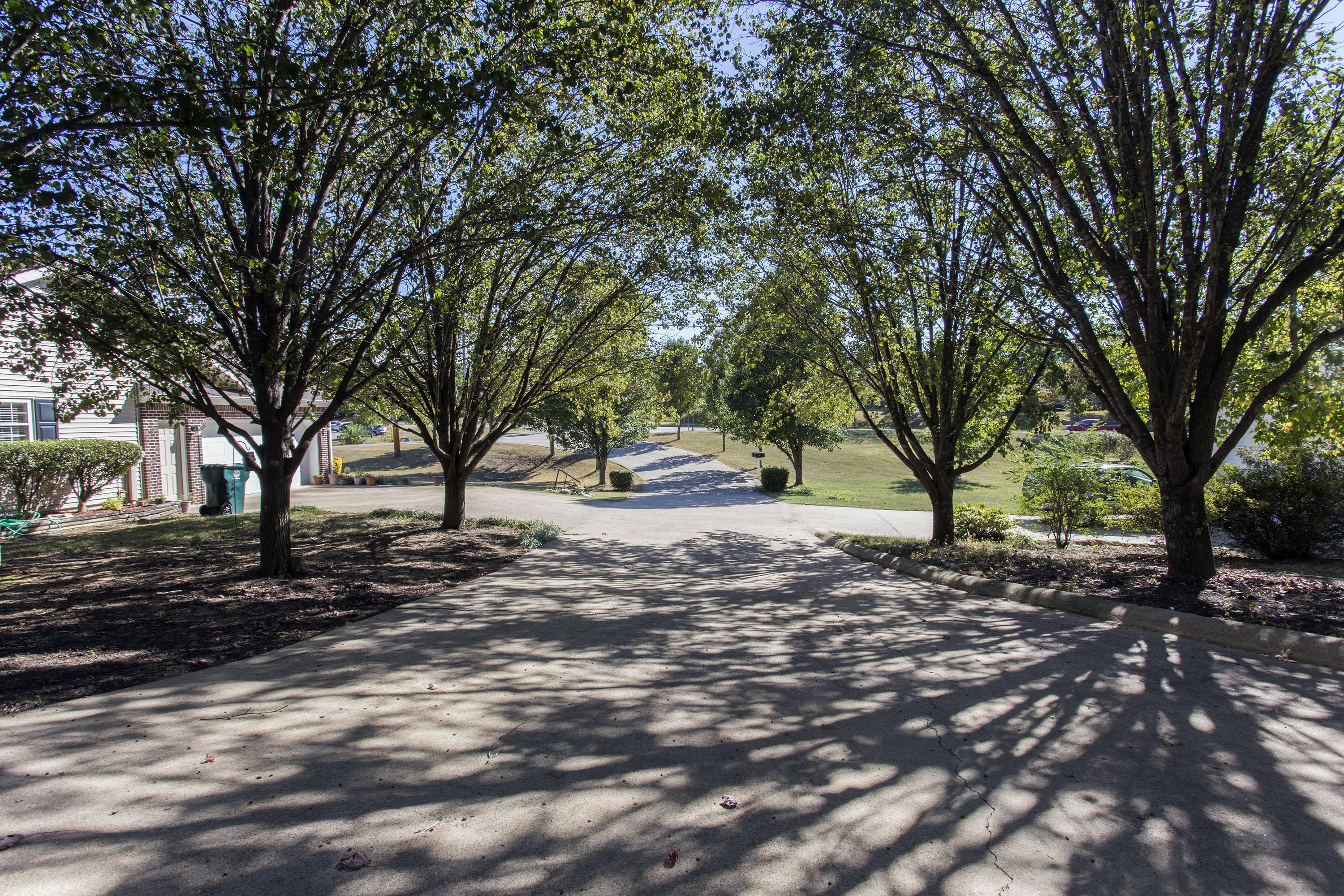 2317 Standifer Gap Road Chattanooga, TN 37421 - Photo 19 of 24 Driveway